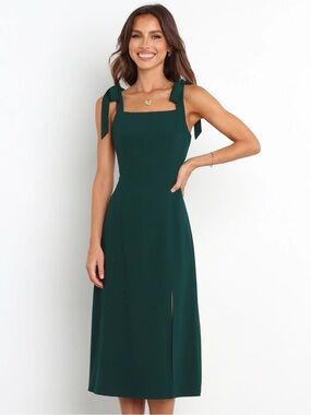 Petal & Pup Laurel Dress in Emerald